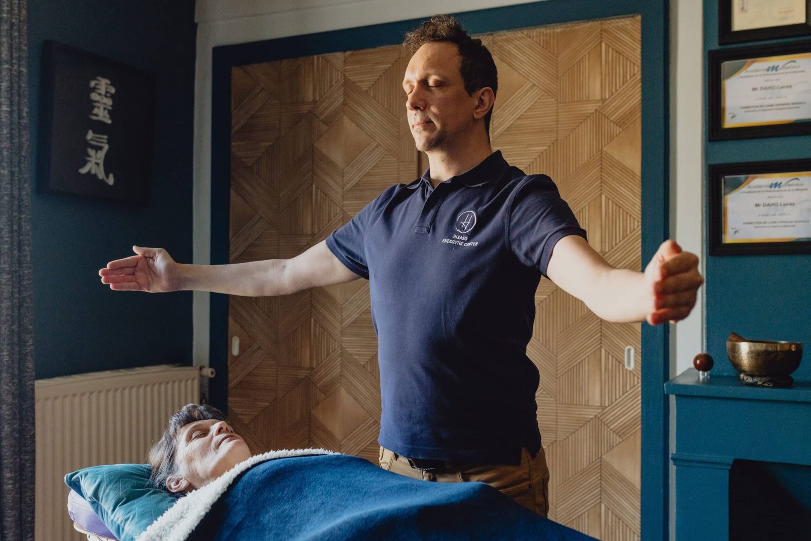 Séance Reiki à Lyon avec Lucas Daho au Hikaso Energetic Center Lyon Bellecour